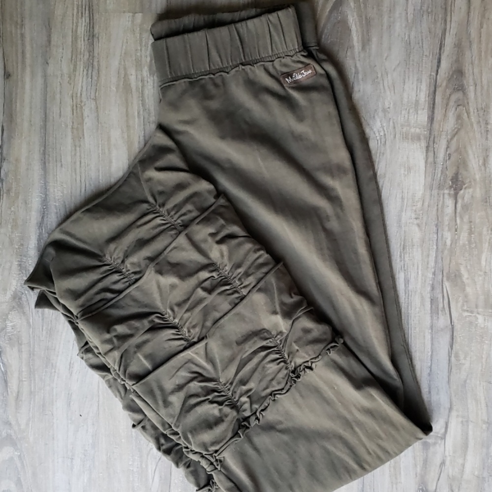 Womens Matilda Jane serendipity ruffle pants